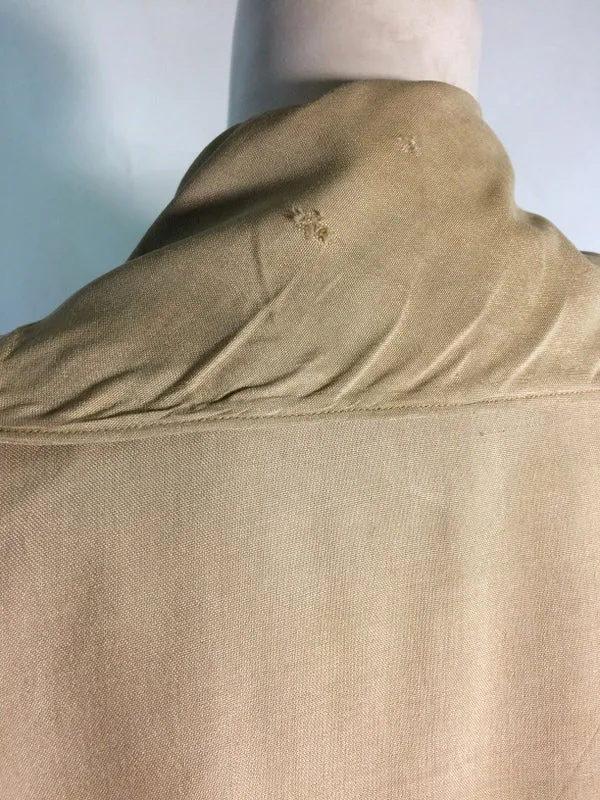 Ivory Linen Button Trimmed Car Coat circa Early 1900s